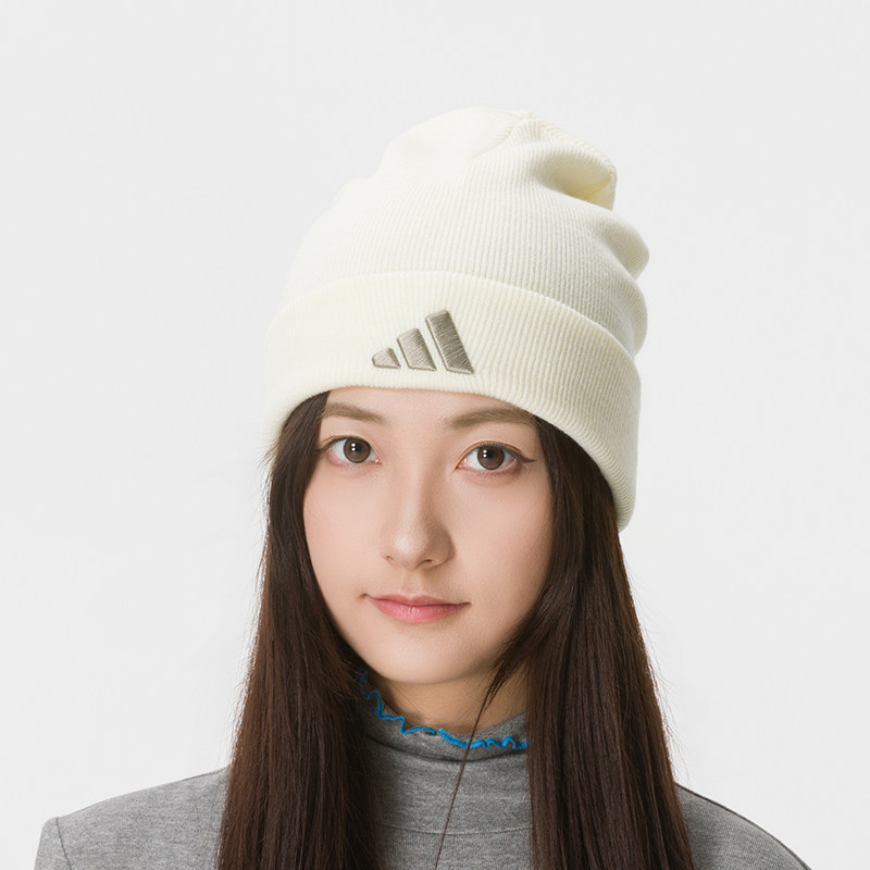 Berretto Adidas KQ6682, colore - Beanie Cuffed Knit recensione e prezzo
